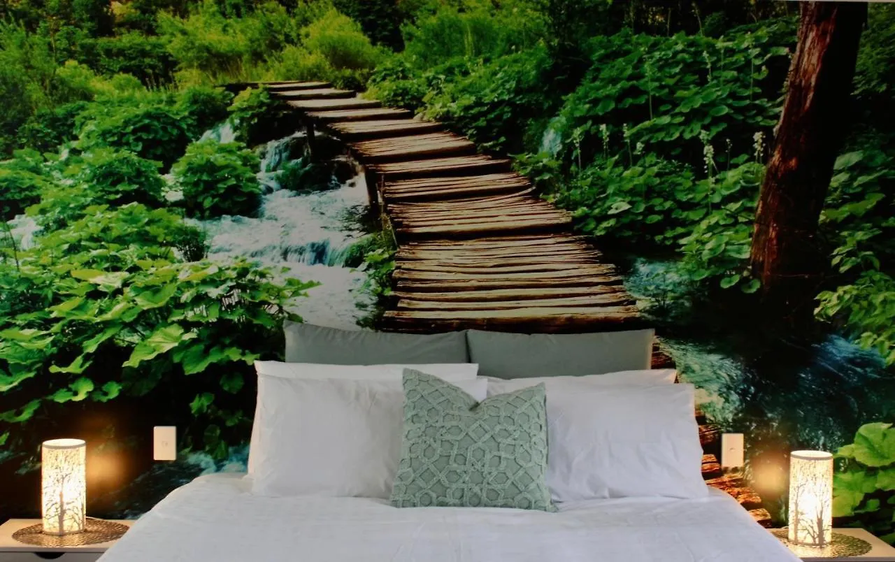 מייפלטון Hideaway Falls - Bunya Cottage